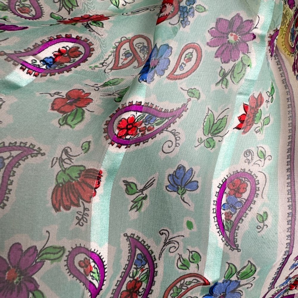 Vintage Scarf Silk Hand Rolled - Picture 5 of 8
